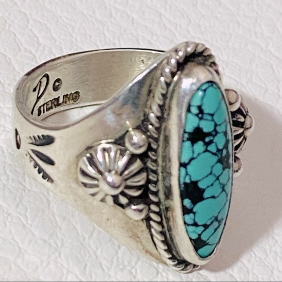 Adjustable Navajo designer stamped turquoise ring. - Picture 3 of 11